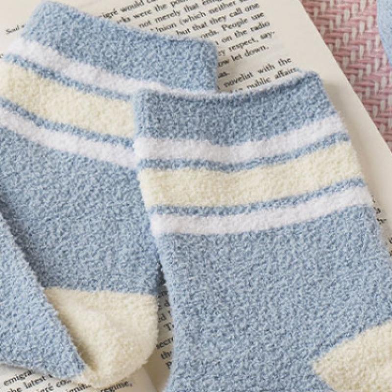 Monfoot Women S Two Tone Color Sleep SockS