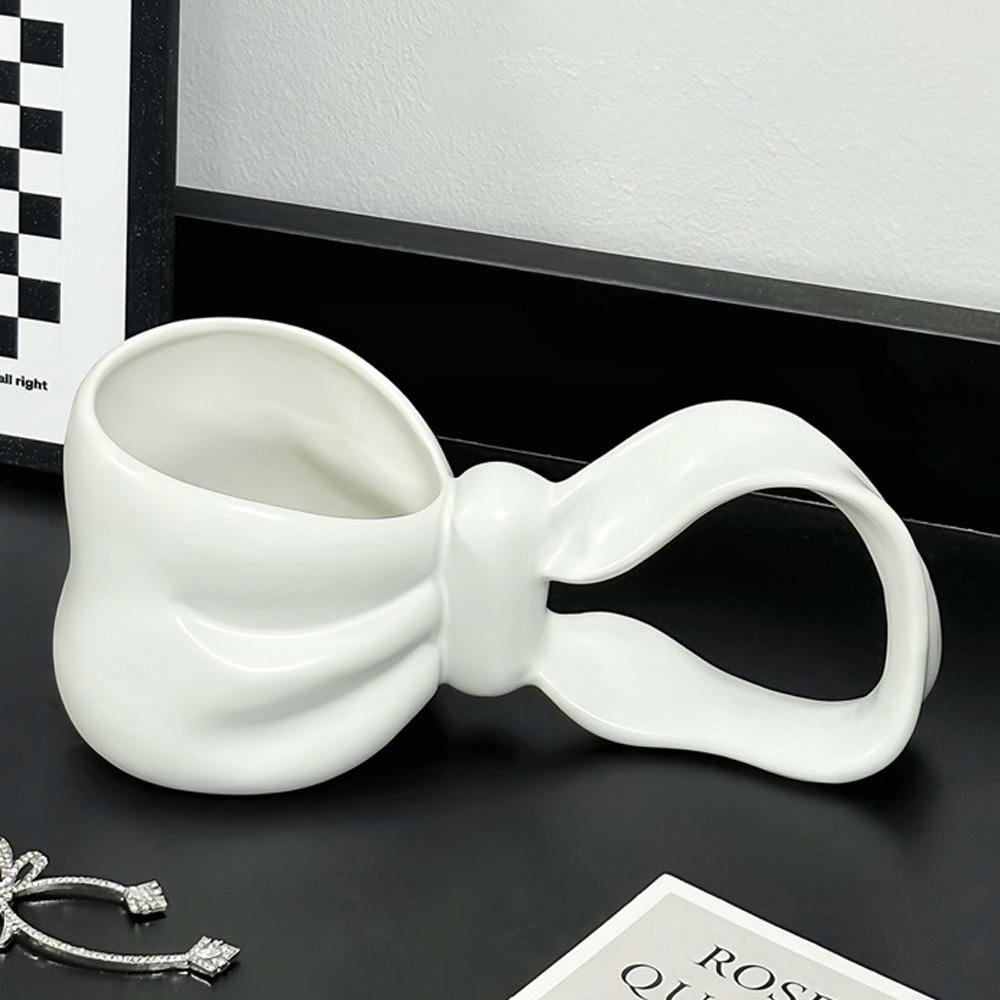 

Fantasy Butterfly Knot Handle Water Cup Long Handle Mug Large Capacity Coffee Cup Breakfast Ceramic Cup High End Gift 401-500ml рожевий