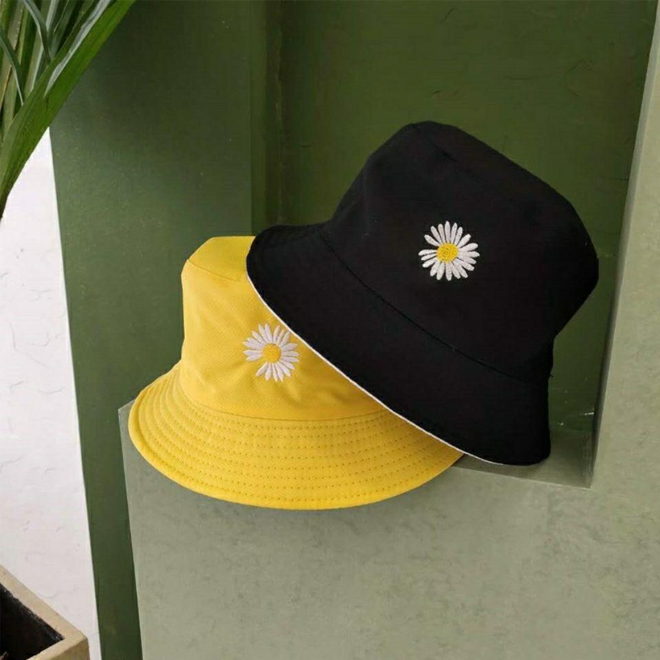 Doublesided Magritte Embroidery Bucket Cap Stylish Sun Protection Fisherman Hat