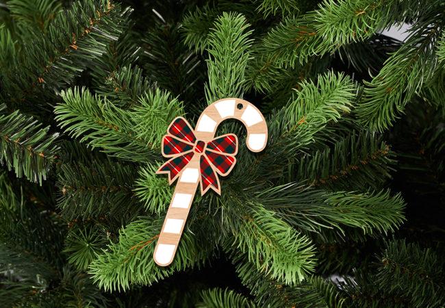 Wooden Christmas tree decorations D42 crosier