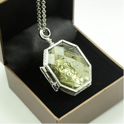 GEiNNOVA Harry Potter Replica Horcrux Slytherin Locket Necklace Cosplay Props