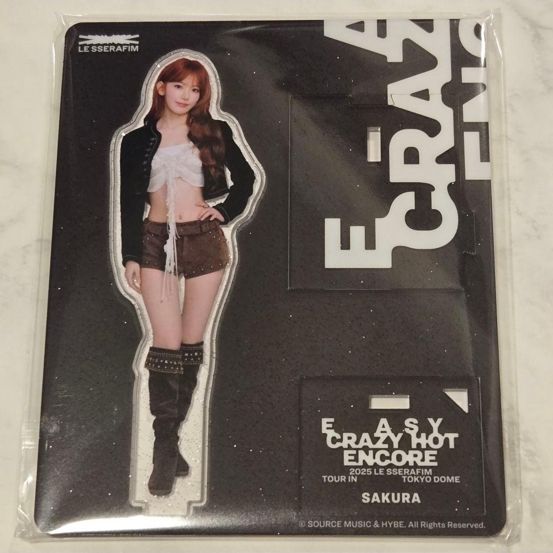 

[Б/У] LE SSERAFIM Сакура Токио Доум Акриловая Подставка