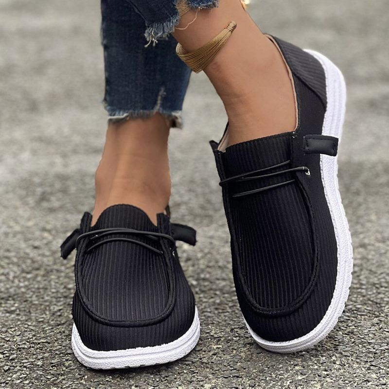 Frühling und Herbst neue große Größe flacher Mund lässige einzelne Schuhe Damen Schnürung flacher Boden Fuß Low-Top Damen einzelne Schuhe