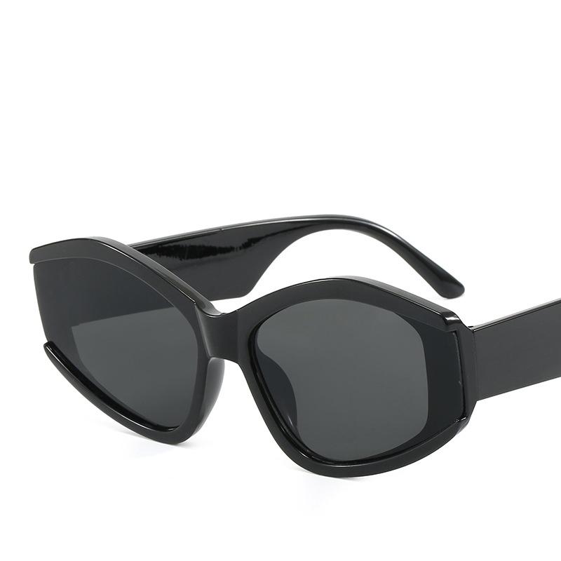 New Fashion Sunglasses Women Shaped Large Frame Decorative Sun Glasses Men Colorful Trendy Full Frame Sungnies Uv400