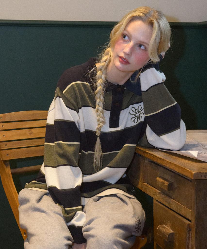Baitalssain [Line] Clover Embroidered Striped Knit