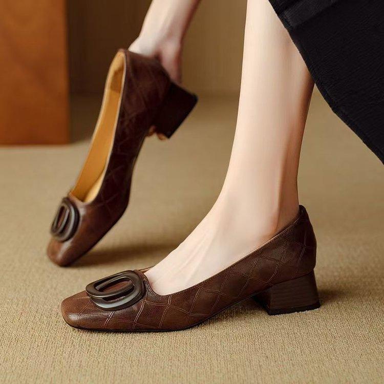 French retro square head small leather shoes autumn new mid-heel light mouth single shoes Mary Jane