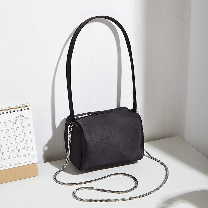 Autumn new women's bags versatile solid color chain pillow bag Oxford cloth shoulder bag textured messenger bag
