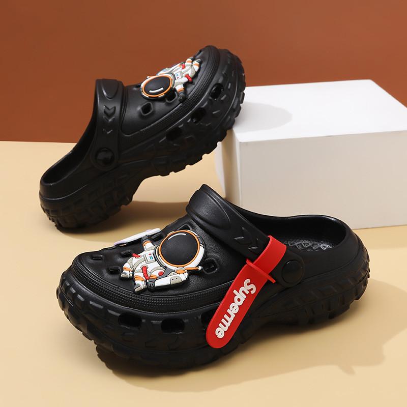 Comfortable And Stylish Kids' Eva Hole Shoes Breathable Non-slip Beach Sandals For Boys