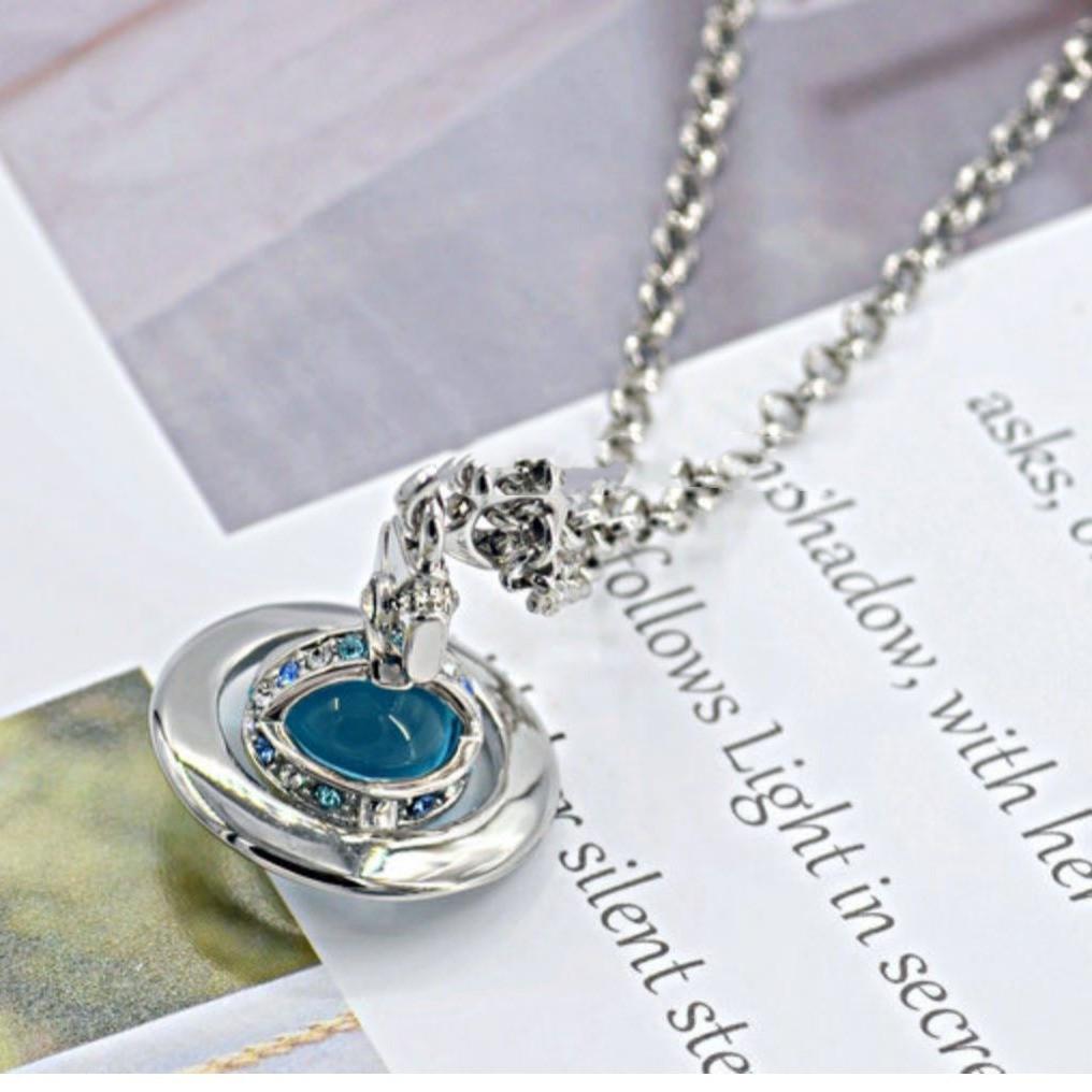 Vivienne Westwood Císařovna Vdova 10mm Orb UFO Přívěsek Choker