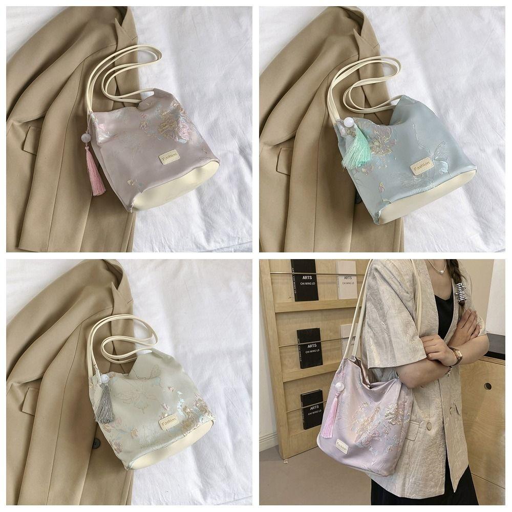 

Large Capacity Chinese Style Handbag Embroidery Ancient Underarm Bag Hanfu Bucket Bag Streetwear