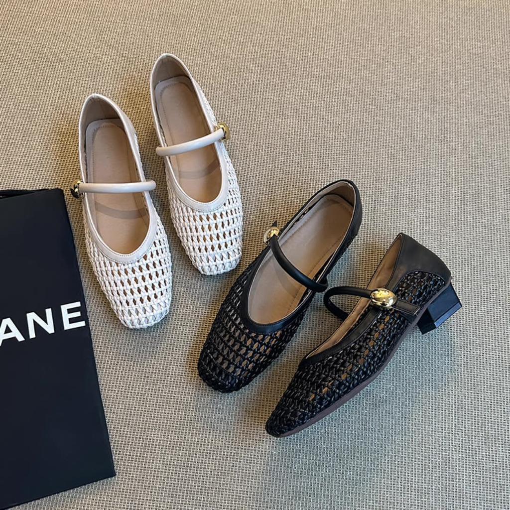 Square Head Woven Hollow Thick Heel Shoes Women's Shoes Versatile Belt Buckle Bag Head Soft Sole Fashion Sandals Women's Summer Models