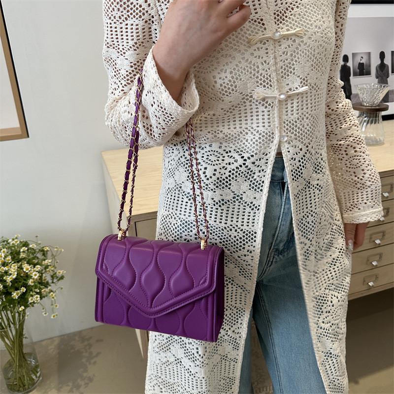 Stylish Black White Purple And Fuchsia Crossbody Chain Bag For Trendy Casual Outfits With Versatile Chic Design