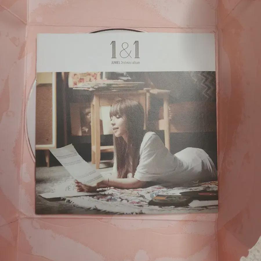

Juniel 2-й альбом Мини-альбом - 1&1