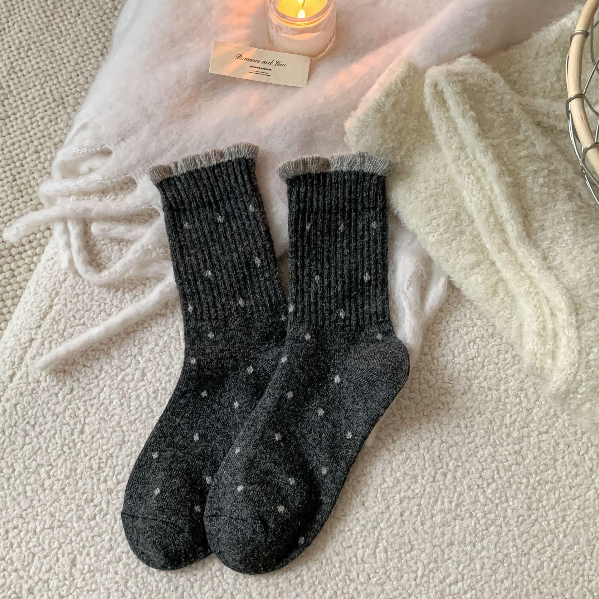 Polka Dot Socks Women S Mid-Tube Socks Trendy Wool Versatile Lace Socks Warm Vertical Strips Stacked Socks One size