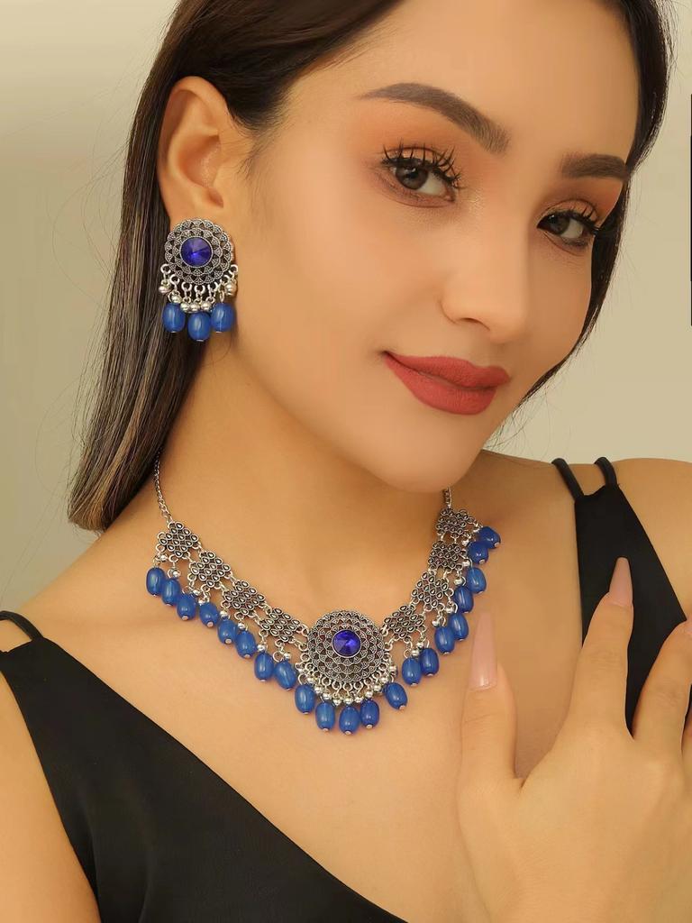 Vintage Indian Style Necklace Earrings Set Fringed Collarbone Chain Pendant Court Style