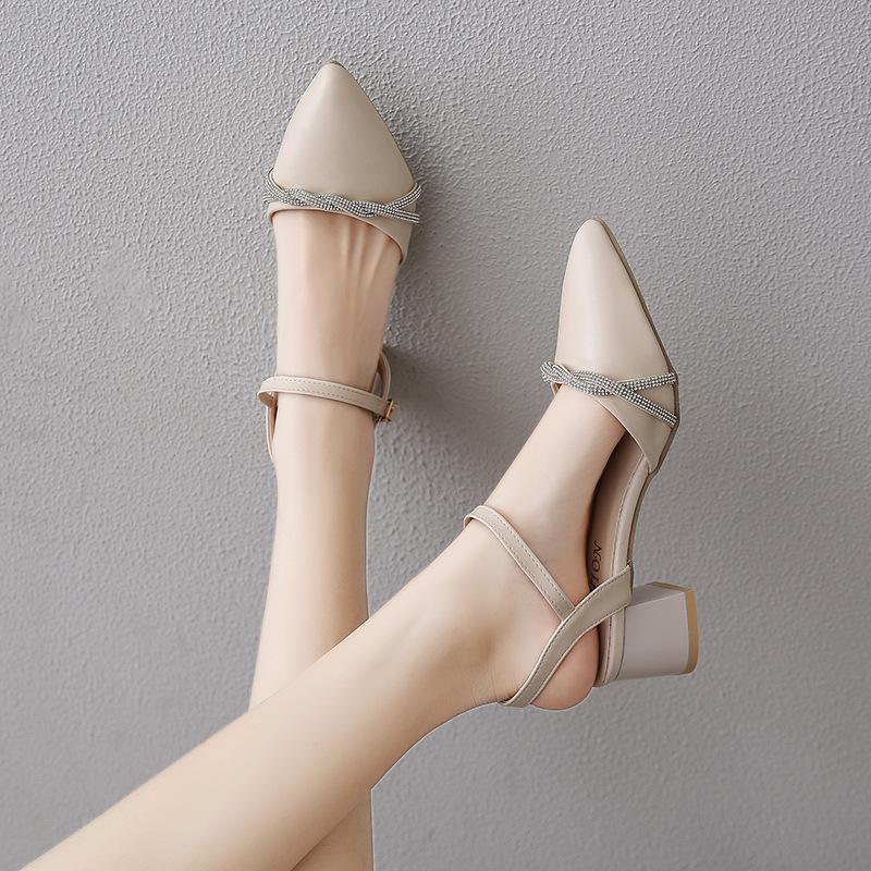 Sandals Girl Summer 2025 New French Buckle Fashion Fairy Evening Breeze Gentle Bag Head Thick Medium Heel High Heel Single Shoes