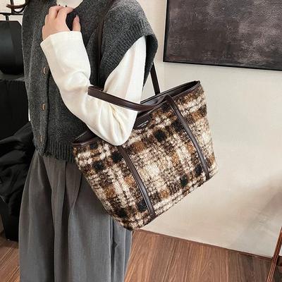 Women's Bag Large Capacity New Autumn and Winter Casual Shoulder Shopping Bag Travel Bag In Classroom Checkered