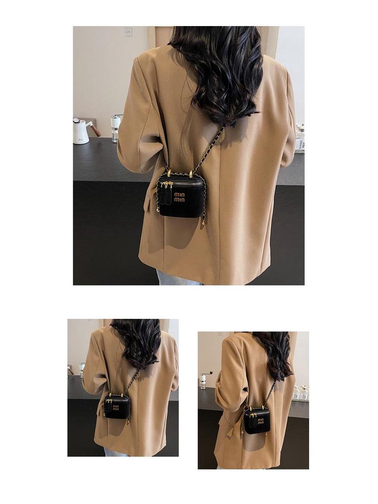 Winter 2024 Retro Frosted Mini Box Bag - Trendy Crossbody Coin Purse