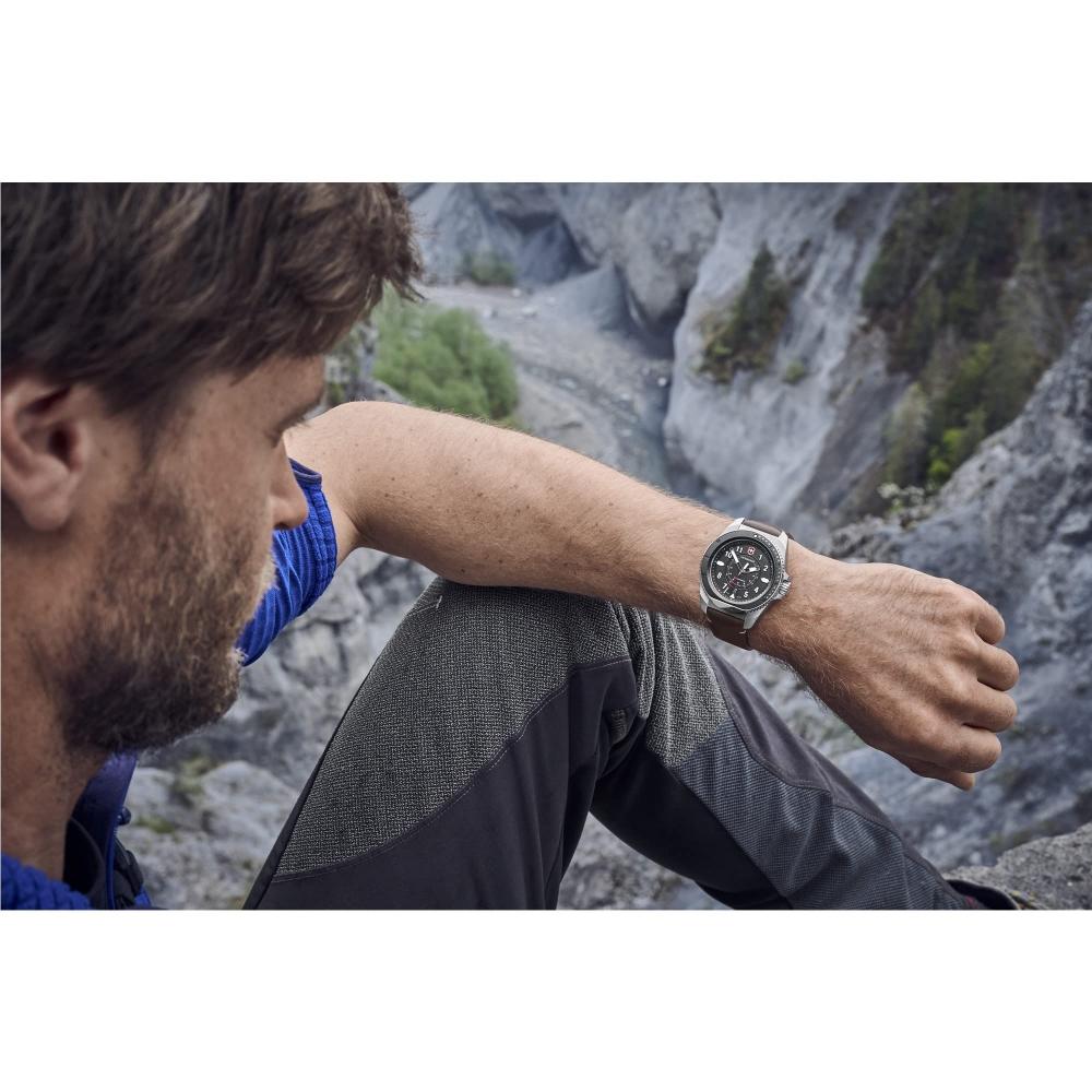 VICTORINOX JOURNEY 1884 Watch Men's Stainless Steel Case (316L) Black Dial Brown Leather Strap Comes with Replacement Rubber Strap Quartz Waterproof A