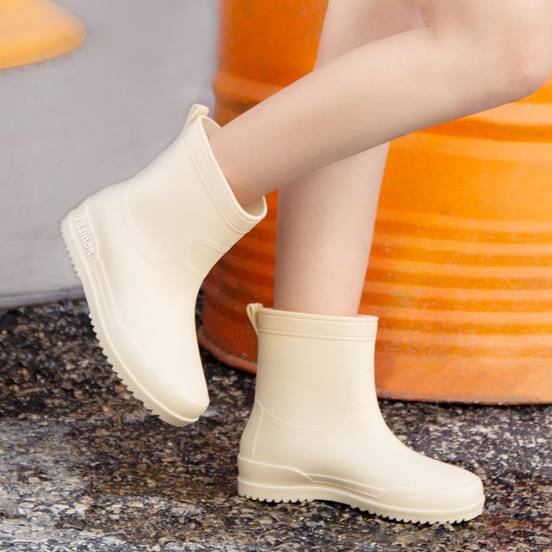 Water shoes Japanese rain shoes women's short tube beautiful medium and low tube rain boots fashionable half tube rubber shoes
