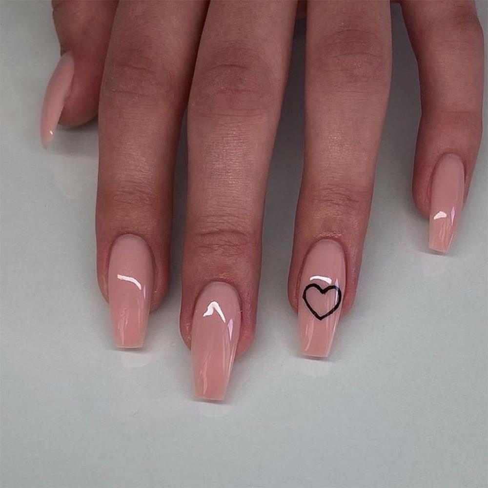 24Pcs Simple Wine Red French False Nails with Heart Pattern Designs Square Nail Tips Art Detachable Short Fashion Nails Stickers