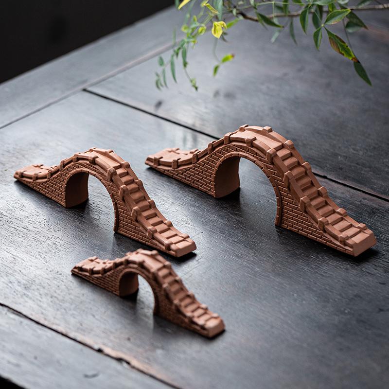 Ceramic Stone Arch Bridge Ornament for Micro Landscapes, Fish Tanks, or Zen Gardens