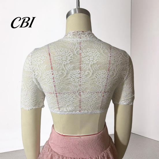 Oktoberfest Costume Blouse Women Floral Lace Crop Top, Bavarian German Beer Festival Shirt Dirndl Blouse, Short Sleeved Sheer Cropped Sleeve Tee