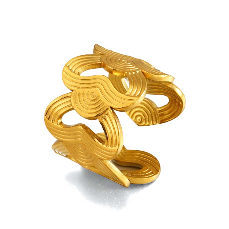 Stainless Steel Gold Color Hollow Heart Open Ring for Women Exaggerated Metal Geometric Wrapped Adjustable Rings Jewelry Gifts