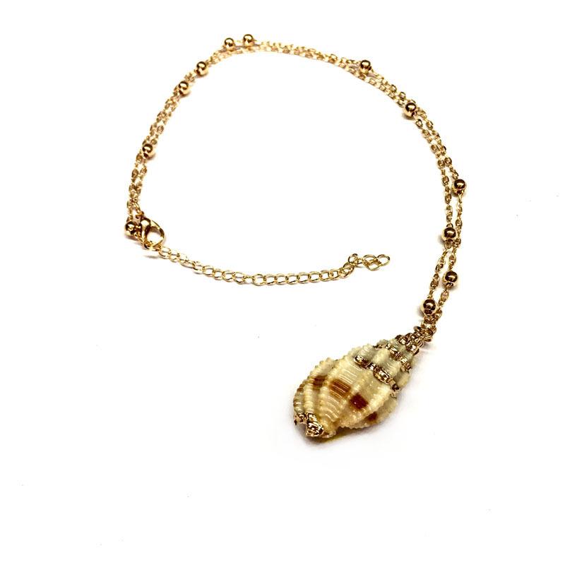 Natural Gold-Plated Conch Pendant Necklace - Colorful Shell & Clavicle Design