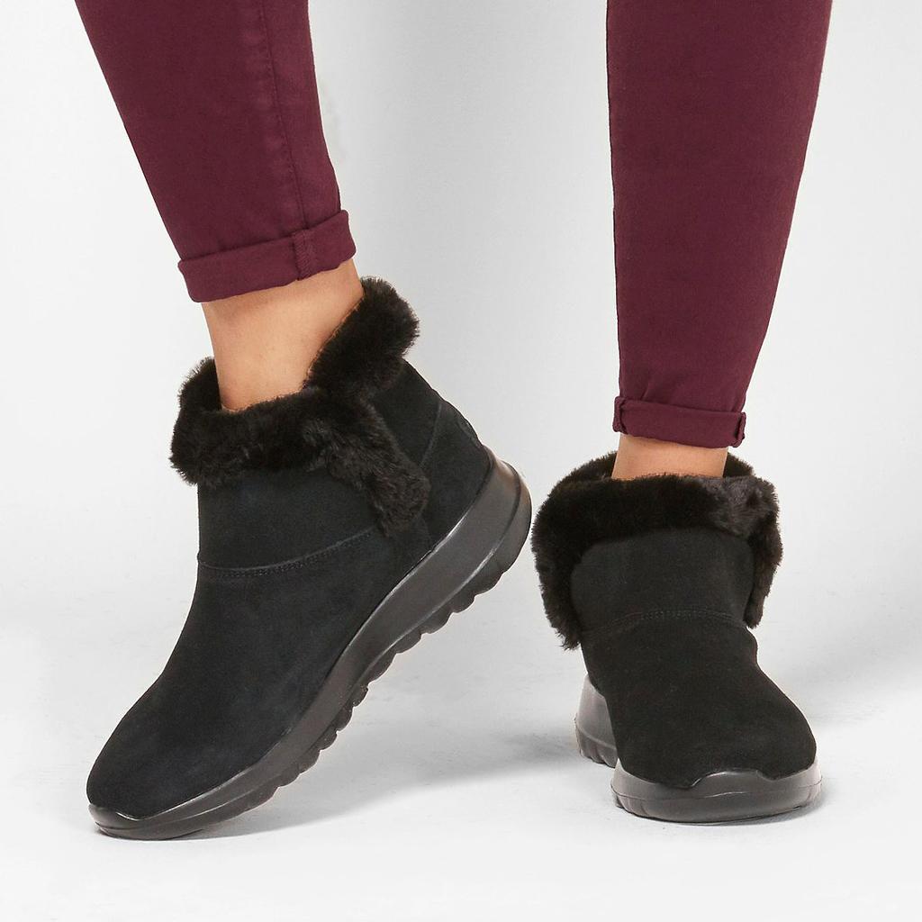 Buty zimowe trzewiki damskie Skechers On The Go Joy Bundle Up botki ocieplane czarne (15501-BBK)