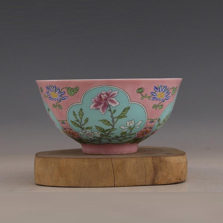 Qing Kangxi Rosa Emaille Blumenschale Kangxi Jahreszeichen Handbemalt Rotes Material Manuelle Bemalung