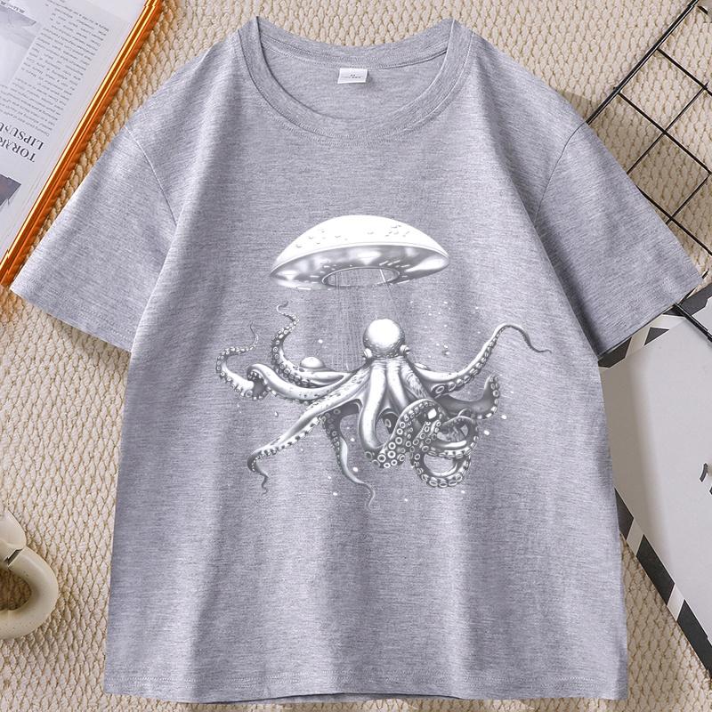 Vintage Octopus Ufo T-Shirt Cool Alien Octopus TShirt Unisex WOMEN Fashion Adult Baggy Tee Casual Breathable Loose Round Neck Tee