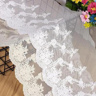 3 metri/lotto 17 cm di larghezza, nuovo, morbido, beige/bianco, pizzo di cotone ricamato a rete per decorazioni nuziali, nastro di pizzo