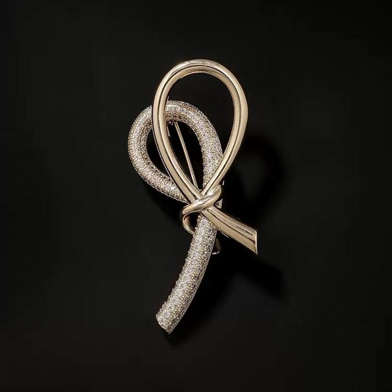 

Легкая роскошная брошь-бант, простая и модная, персонализированная, женская, булавка для корсажа, универсальные аксессуары против света