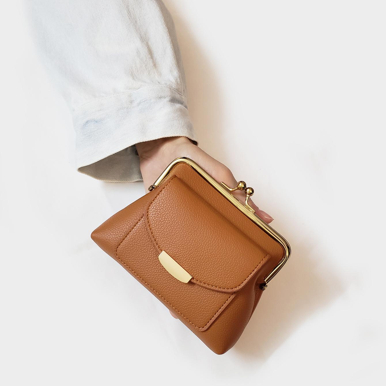 

Новая винтажная сумочка с узором личи, модный кошелек для дам, короткая, милая, модная, маленькая сумка для монет, кошелек для карт