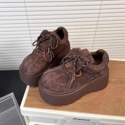 Nischen-Original-Retro-Brot-Schuhe Damen 2025 Frühling neue dicksohlige vielseitige kleine weiße Schuhe Mode lässig Schuhe mit großem Kopf