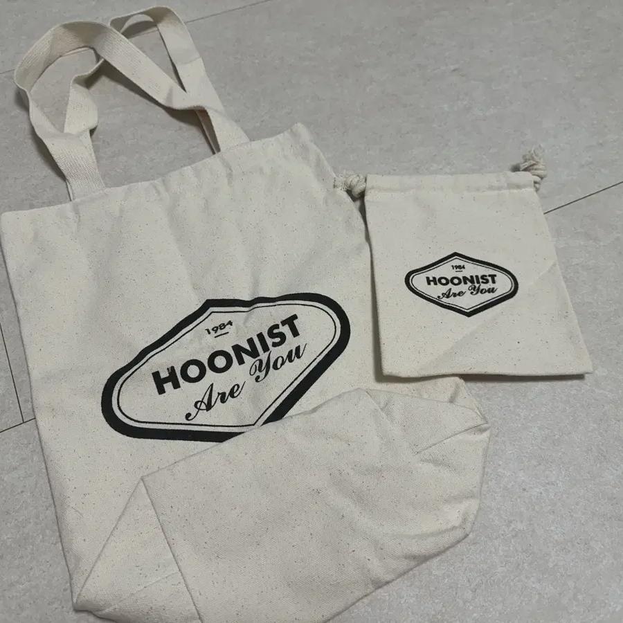 

Izehoon Hoonest Eco Bag & Pouch