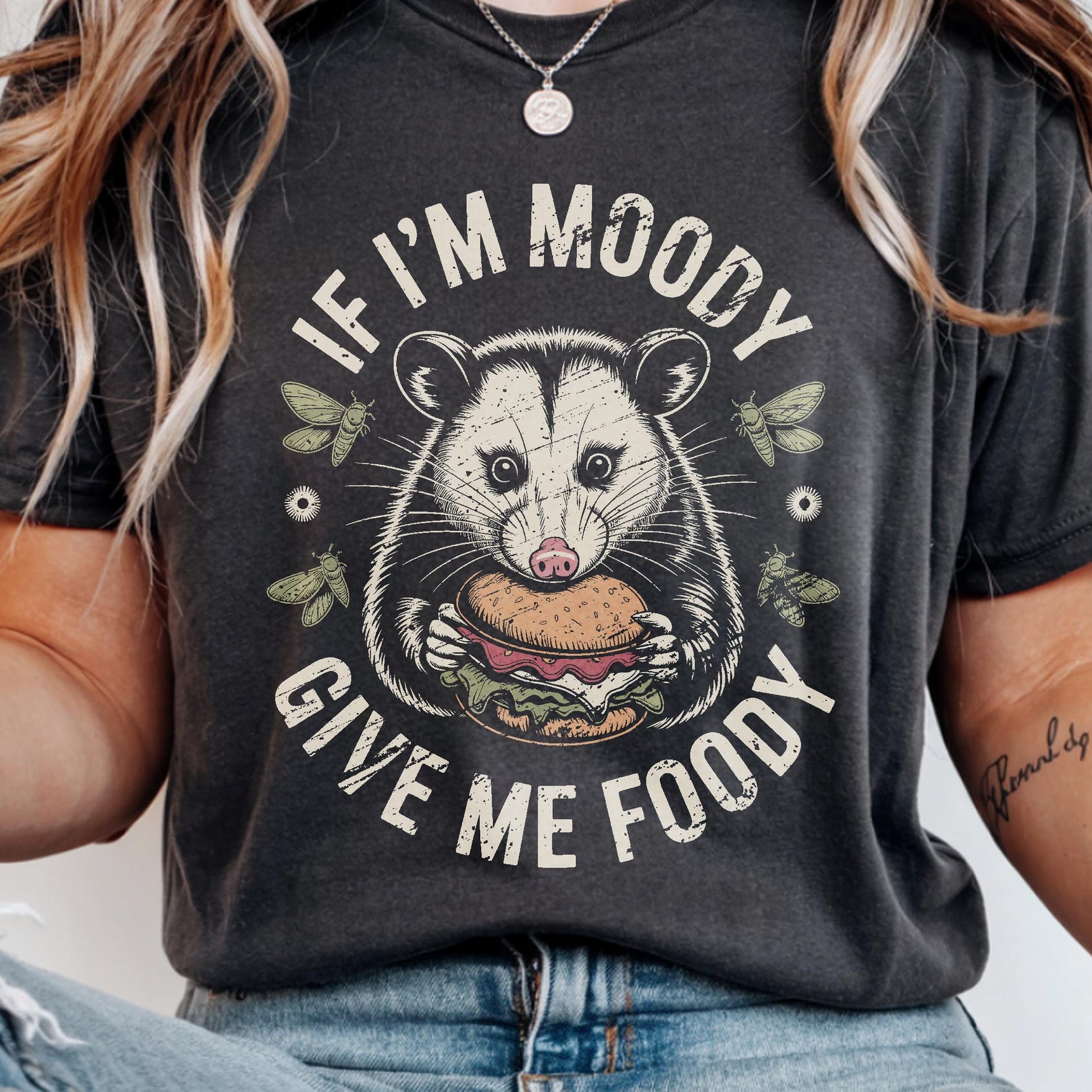 If I m Moody Give Me Foody Possum T-Shirt Funny Burger Tee Sarcastic Trashcore Goblincore Gift Hungry Humor Anti-Social Animal Lover Top M