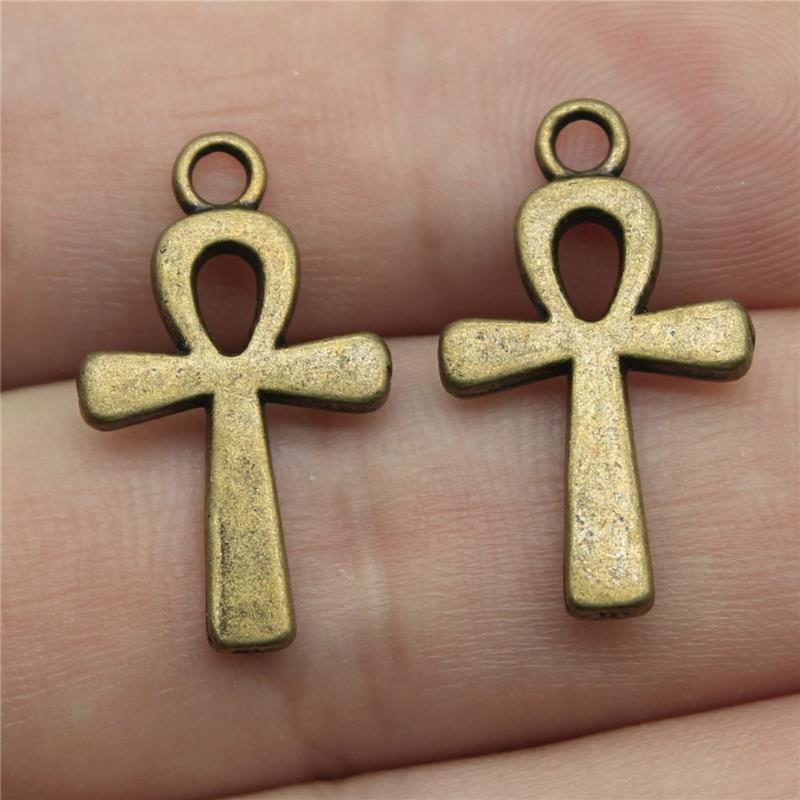 Set of 10pcs Classical Religious Crucifix Necklace Pendant Elegant Alloy DIY Jewelry Accessories Gift For Men Women