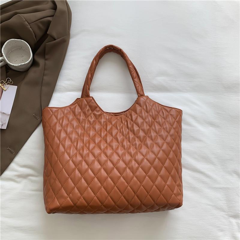 Stylish Large Capacity Tote Bag For Women 2023 Summer Trendy And Vintage Handbag