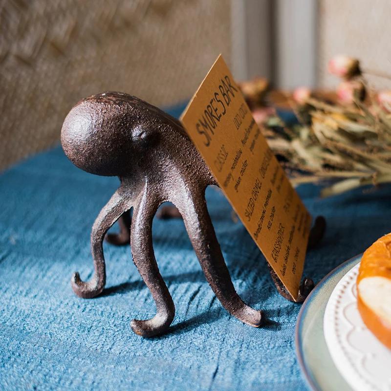 Creative Vintage Figurine Cast Iron Flying Pig Octopus Ornament Mobile Phone Display Stand Wrought Iron Crafts Holder Decoration