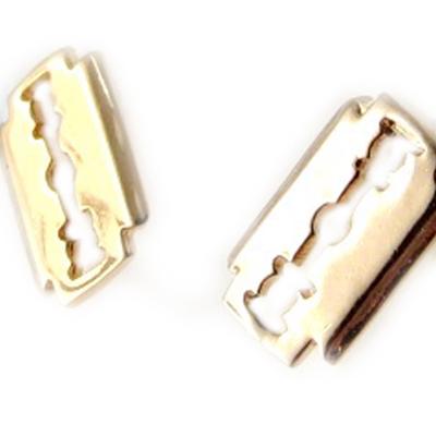 [D8038] - Gold Plated 'Blades' Earrings - 6x10 Mm
