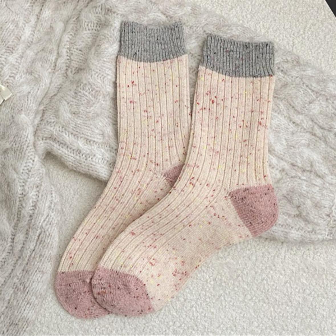 

Gray Pink Wool Socks Internet Celebrity Style Thickened And Warm Winter Idea Yarn Middle Tube Stack Socks One size fits all