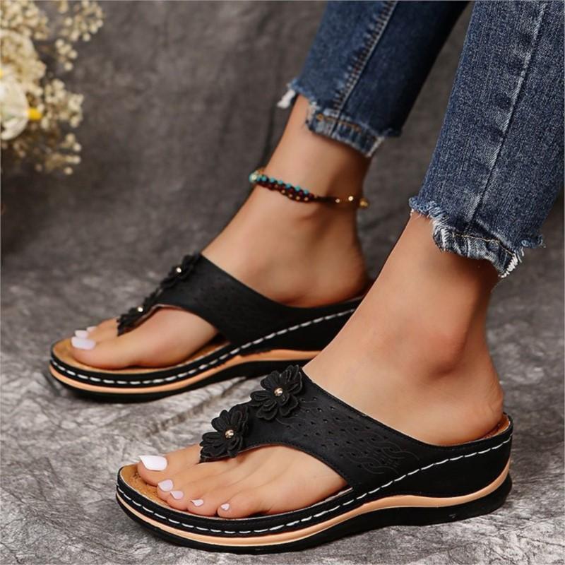 Außengröße Sommer-Flip-Flops Blume Schwamm Plateau-Slipper große Größe lässige Damen Gummi-Sandalen P122
