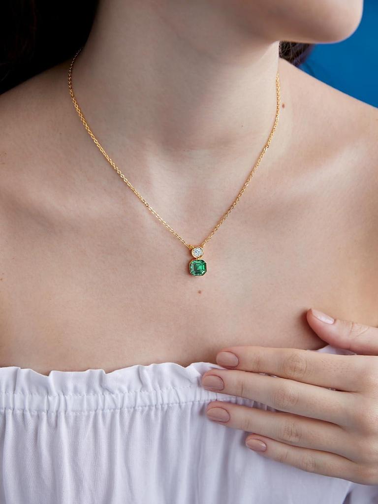 Stilvolle österreichische grüne Smaragd-Saphir-Halskette mit Anhänger aus amerikanischem Diamantkristall für Damen