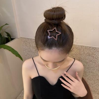 2Pcs Hairpins Rhinestones Shining Hollow Five-Pointed Star Shape Hair Clips Stable Non-Damaging Hair Pins Women Kids Hair Accessories