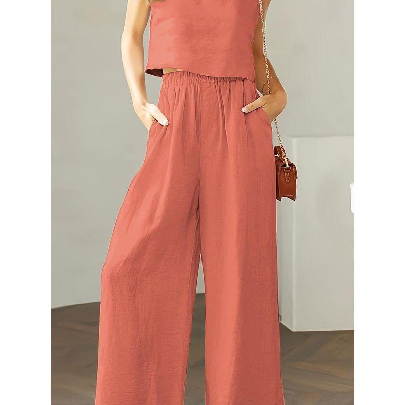 A Halter Top and Wide-Leg Pants Set Square Collar Cami Wide Leg Pants Two-piece Set