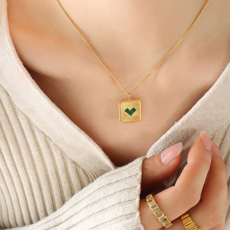 European Style Heart-Shaped Zircon Stone Earrings and Necklace Set