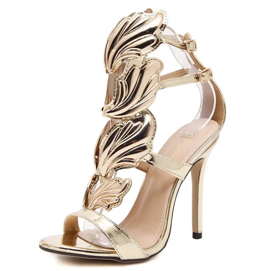 Kovová křídla Stiletto Sandály v Římském stylu pro ženy Zlatá Lakovaná Kůže Vysoké Podpatky Otevřená Špička Dvojité Přezky Párty Boty