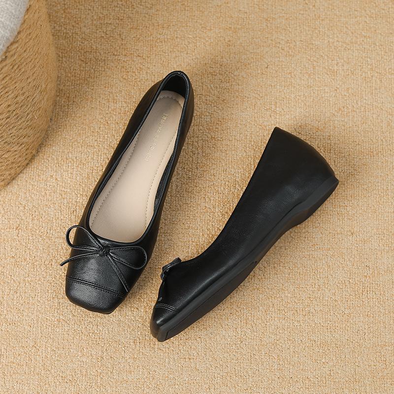 W063-1 Versatile comfortable soft sole bow round head four seasons ladyshoes tall flat Mary Jane small leather shoes women